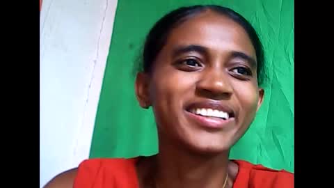 Snapshot of llouisse chatting on 04-11-26, 07:18 llouisse online show from 04-11-26, 07:18