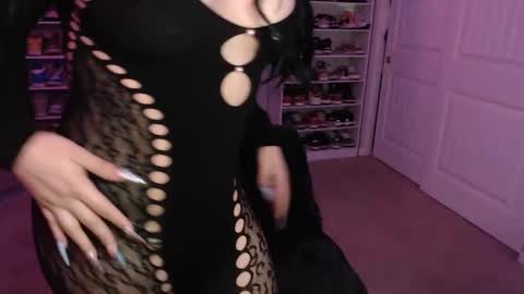 lo_cakez online show from 05-19-26, 05:47