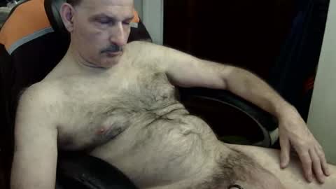 loades182025 online show from 10-26-25, 05:02