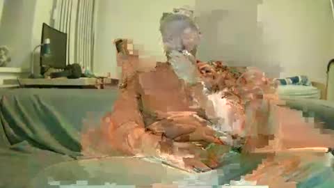 lobert96 online show from 02-10-25, 08:21