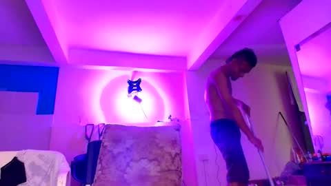 edwin online show from 04-28-26, 07:24