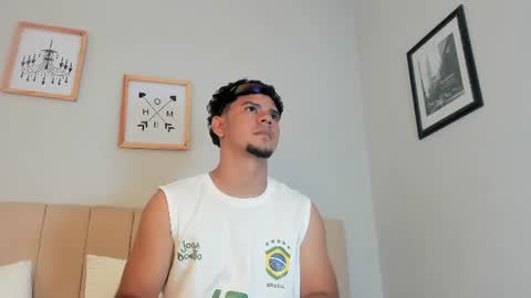 Snapshot of logan_9_ chatting on 06-11-26, 03:26 logan online show from 06-11-26, 03:26