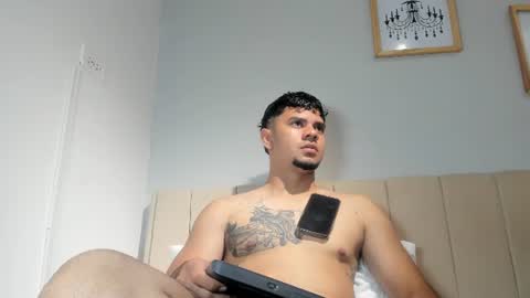 Snapshot of logan_9_ chatting on 06-17-26, 04:37 logan online show from 06-17-26, 04:37