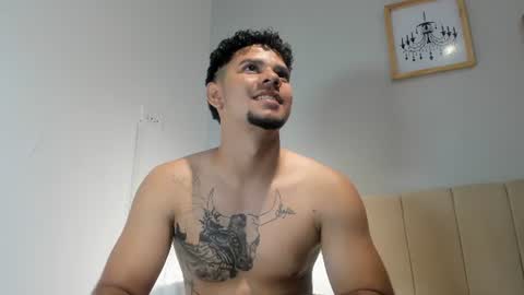 Snapshot of logan_9_ chatting on 06-18-26, 05:30 logan online show from 06-18-26, 05:30