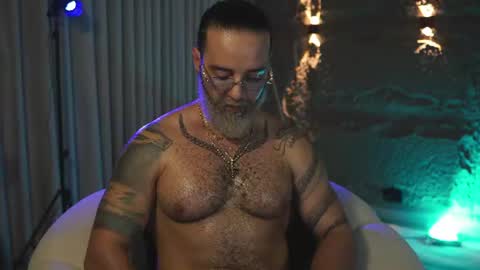 Snapshot of logan_cardenas1 chatting on 06-11-26, 12:32 logan_cardenas1 online show from 06-11-26, 12:32