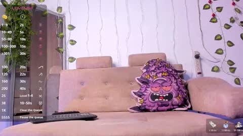 LOGAN DRAKE online show from 01-18-26, 03:10