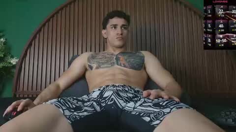 logan_griffin online show from 12-20-25, 06:20