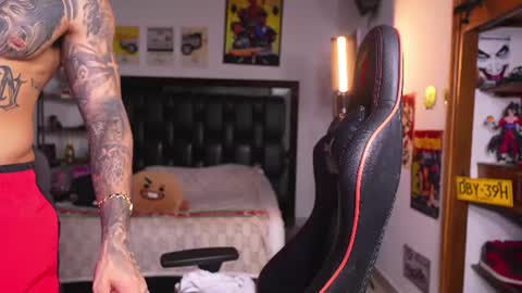 logan_hugh8 online show from 07-01-26, 10:31