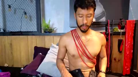 Snapshot of logan_mercer chatting on 12-17-25, 07:42 logan_mercer online show from 12-17-25, 07:42