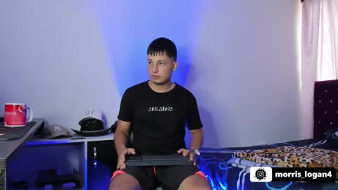 Logan morris online show from 02-17-25, 07:10