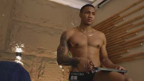 logan_varela online show from 12-19-25, 11:01