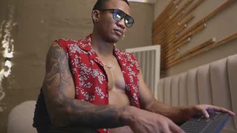 logan_varela online show from 04-25-26, 05:10