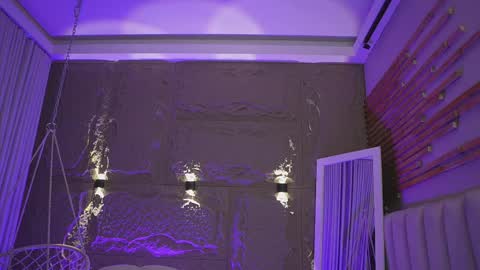 logan_varela online show from 05-21-26, 02:57