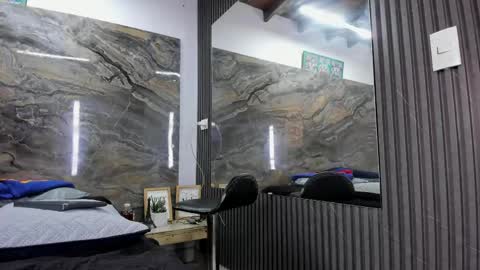 logan_wollff online show from 04-17-26, 08:34