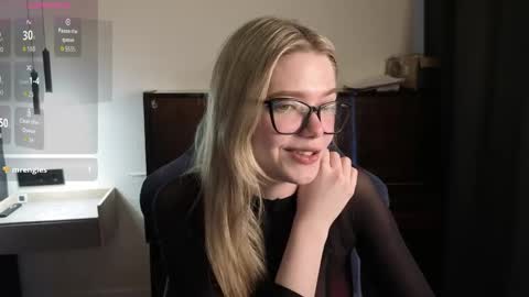 Snapshot of logandrive chatting on 05-04-26, 03:19 Logan and Katana online show from 05-04-26, 03:19