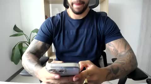 Logan Wolfp online show from 07-20-26, 10:01