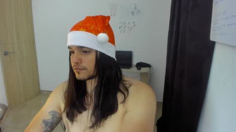 Snapshot of loganhot22 chatting on 12-23-24, 10:53 Logan online show from 12-23-24, 10:53