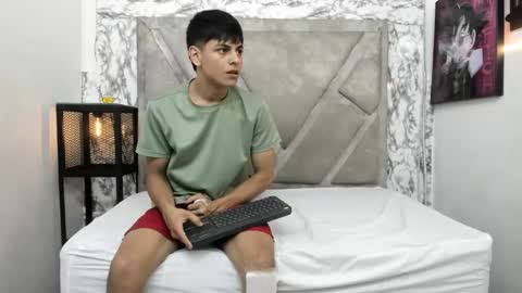 loganjhonson online show from 11-01-25, 04:03