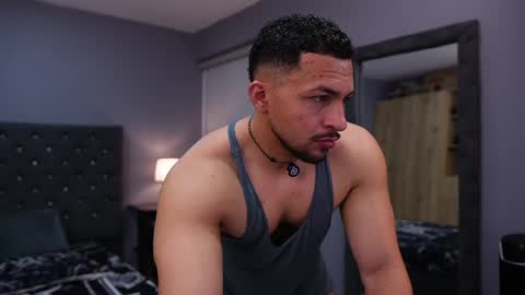 loganmartinx online show from 05-09-26, 11:54