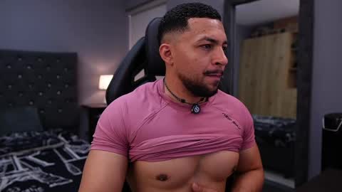 loganmartinx online show from 05-17-26, 09:33