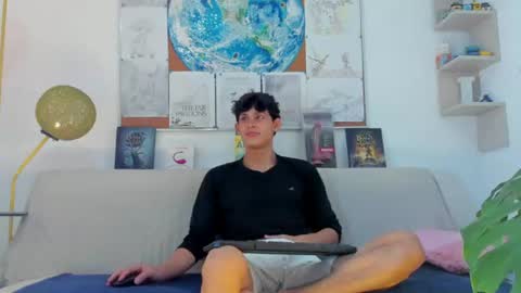 loganoficialx online show from 07-14-26, 06:02
