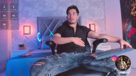 Snapshot of loghan_fox chatting on 09-21-25, 03:41 Loghan online show from 09-21-25, 03:41