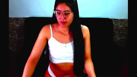 Lois online show from 06-18-26, 07:51