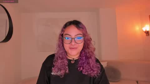 Snapshot of loiseharper chatting on 05-12-26, 02:52 Loise online show from 05-12-26, 02:52