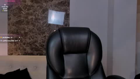 Snapshot of loiseharper chatting on 06-11-26, 12:32 Loise online show from 06-11-26, 12:32