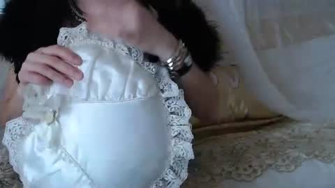 Lilu online show from 03-11-25, 07:15