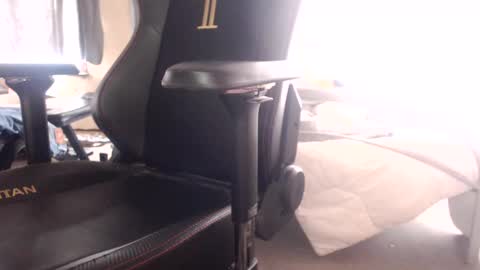 Snapshot of lokopopke chatting on 02-06-25, 11:54 lokopopke online show from 02-06-25, 11:54