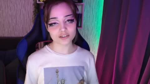 lola online show from 12-18-24, 08:03