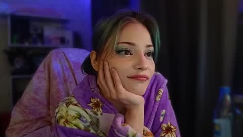 lola online show from 12-18-25, 03:51