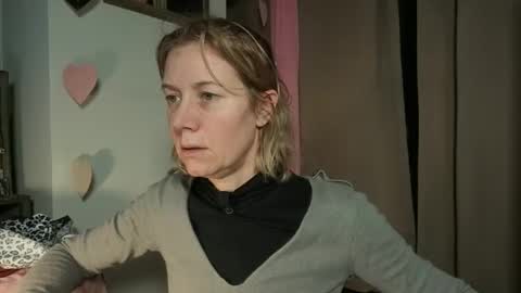 lola_belgium online show from 03-01-26, 07:32