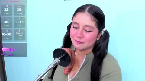 lola online show from 12-01-25, 04:06