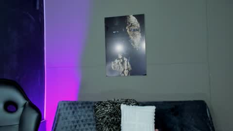 lola red online show from 02-04-26, 07:31