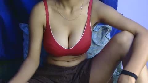 lolaa online show from 05-02-26, 11:04