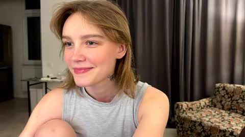 lolaatatee online show from 05-18-26, 06:25