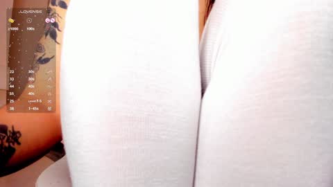  Lola Berry  online show from 02-07-25, 09:58