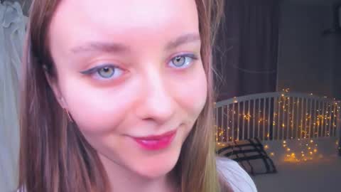 lolacorish online show from 01-12-26, 07:02