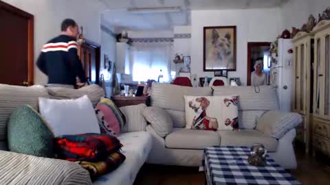Snapshot of lolahueso chatting on 02-03-25, 02:34 LOLA HUESO y ERIC online show from 02-03-25, 02:34