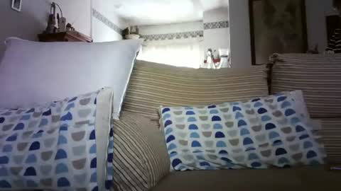 Snapshot of lolahueso chatting on 03-11-25, 03:56 LOLA HUESO y ERIC online show from 03-11-25, 03:56