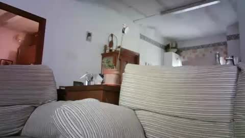 Snapshot of lolahueso chatting on 11-20-25, 09:31 LOLA HUESO y ERIC online show from 11-20-25, 09:31