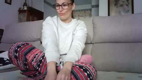 LOLA HUESO y ERIC online show from 03-31-26, 08:26