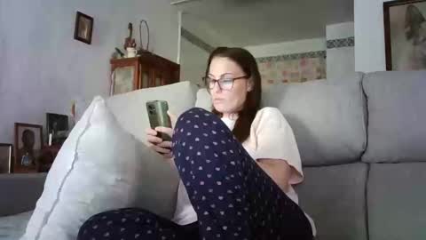 LOLA HUESO y ERIC online show from 05-11-26, 03:07