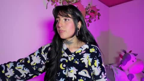 Lola online show from 02-26-26, 03:16