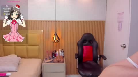 LOLA online show from 04-01-26, 03:40