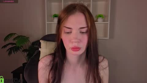 Lola online show from 02-02-26, 09:19