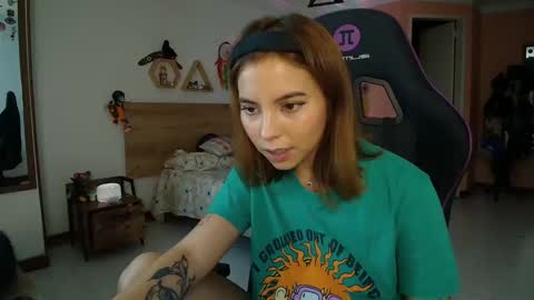 Lola doll online show from 02-27-25, 09:04