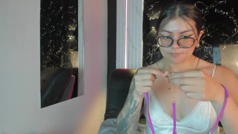 Lola online show from 10-23-25, 11:31